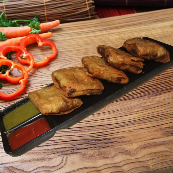 Veg Cheese & Paneer Pockets (Frozen-6pcs) - Image 3